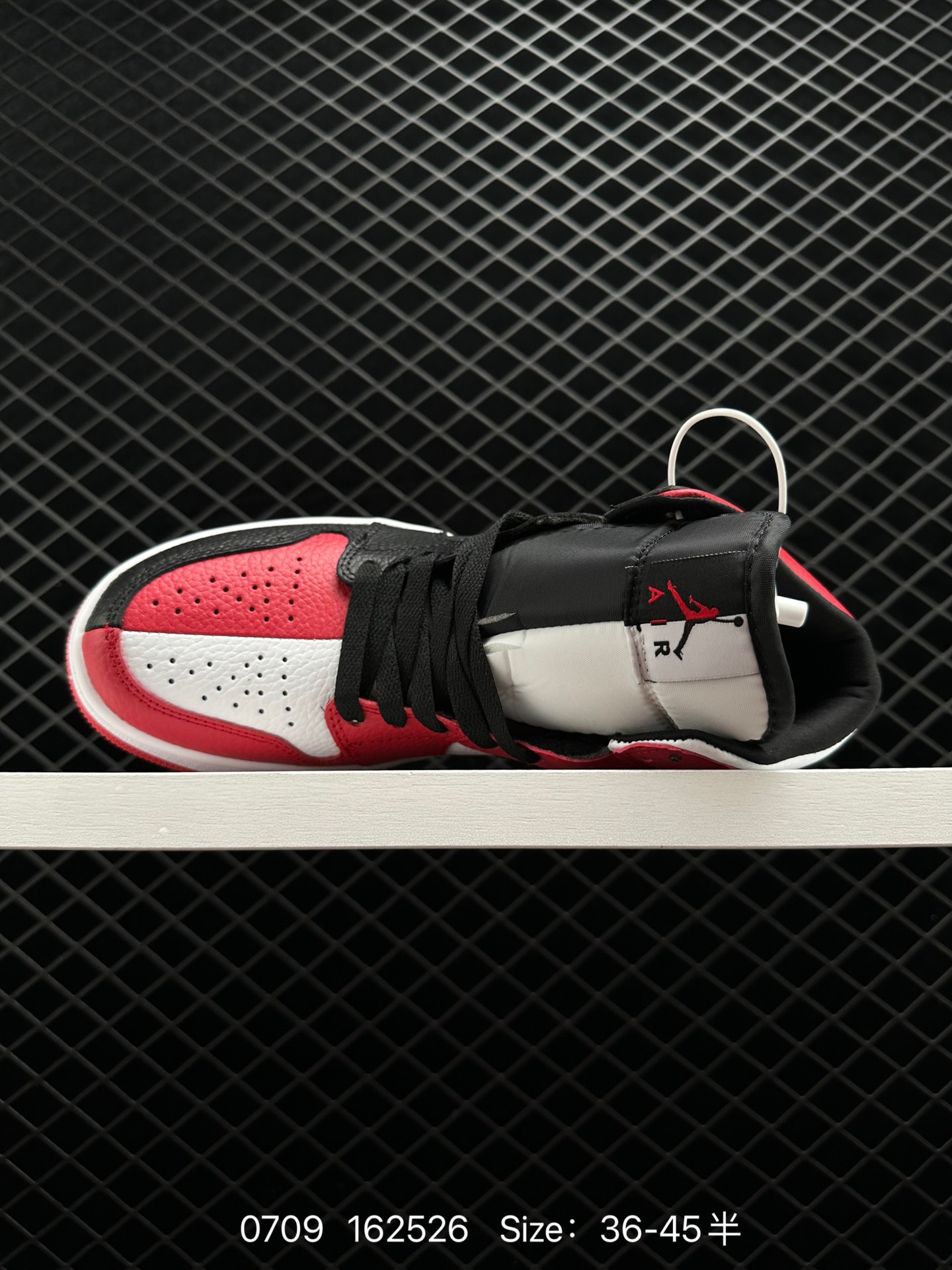 Nike Air Jordan 1 Low AJ1